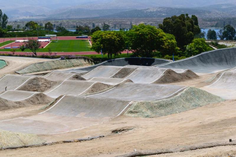 Am&eacute;nagement de piste BMX &agrave; Merville : guide pratique